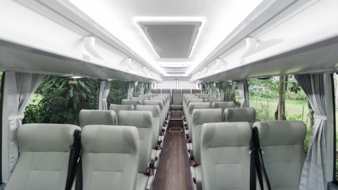 48 passengers Motorcoach 